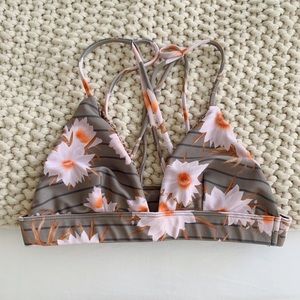 ACACIA AWAPUHI TOP IN DRAGON STRIPE